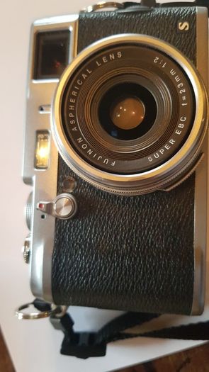 Fuji x100s