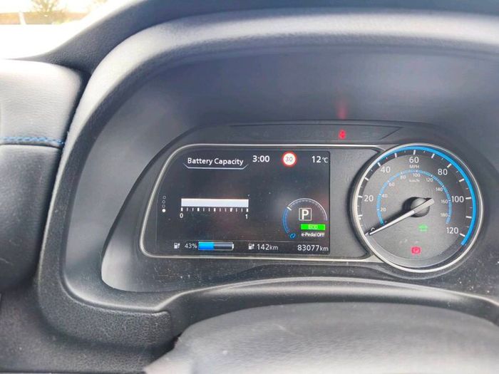 Nissan Leaf Long Range, 62kWh 100% health.