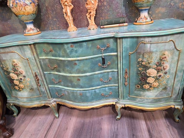 Upcycled Sideoboard