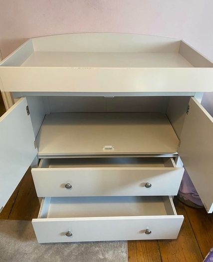 baby changing unit and press n drawers