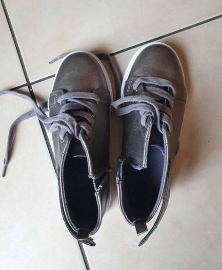 New Leigh Tucker Willow Jolie Metallic Hi-Top With Wings UK13/EU31