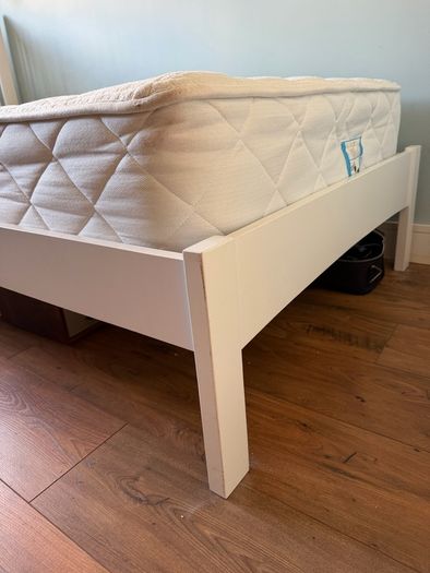 Singel Bed with high quality mattress