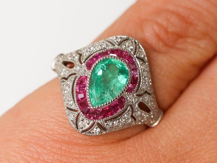 Summer Jewellery & Silver Auction, 25th August.