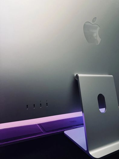 Apple iMac 24 inch M1 Silver 4-Port 8GB RAM 256GB SSD Touch ID