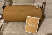 New Michael Kors Barrel bag
