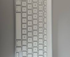 Apple A1255 Bluetooth Wireless Keyboard