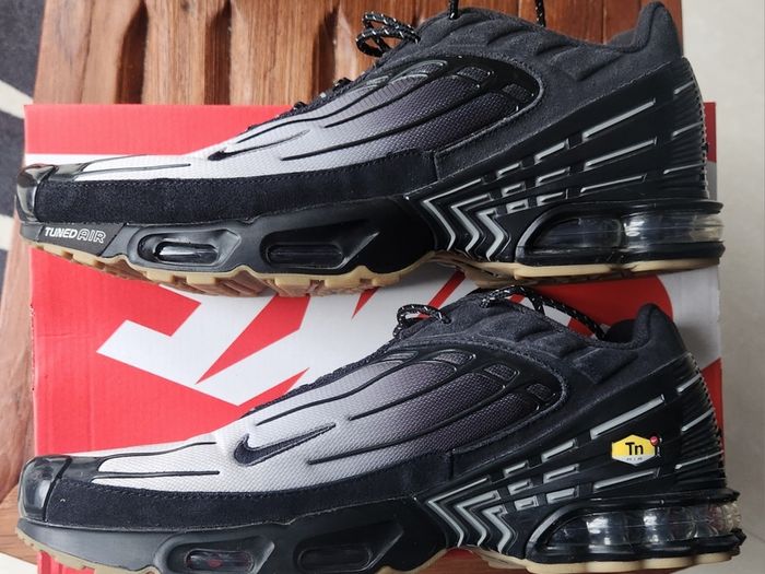 Nike Air Max Plus III - Men's / Women's Rubber Shoes - Black / Smoke Grey - Size EUR 47 / UK 11.5