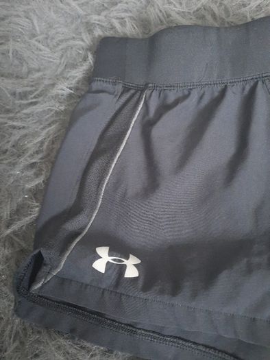 black under armour running/gym shorts