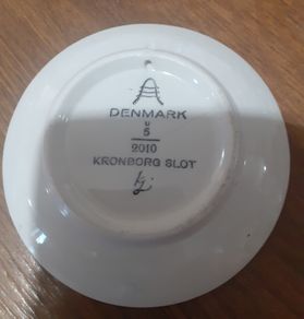 miniature plates