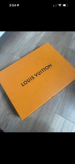 Louis Vuitton box