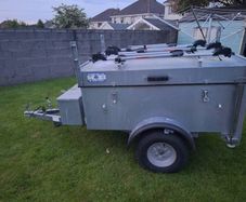 Camping trailer