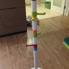 Kids coat hanger