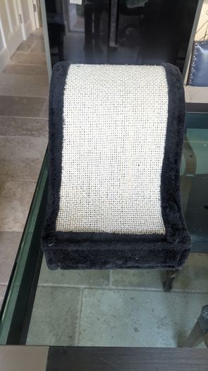 Cat Scratcher