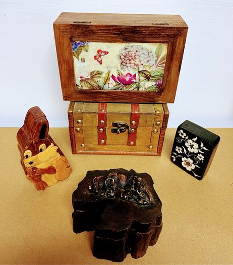 5 trinket boxes