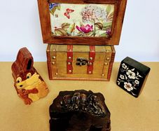 5 trinket boxes
