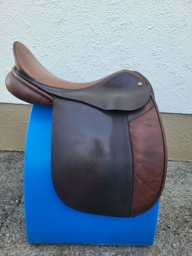 16" show  saddle