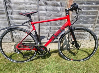 Hybrid bike boardman 8.6 as new with extras