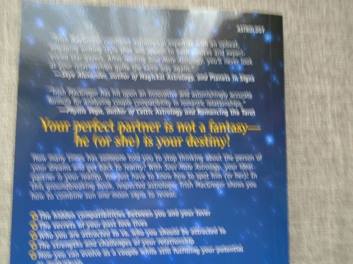 Soul Mate astrology. Paperback book, Books, non fiction,Astrology