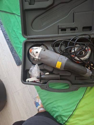angle grinder