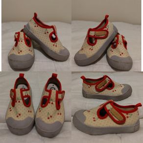 D D Steps Barefoot Shoes