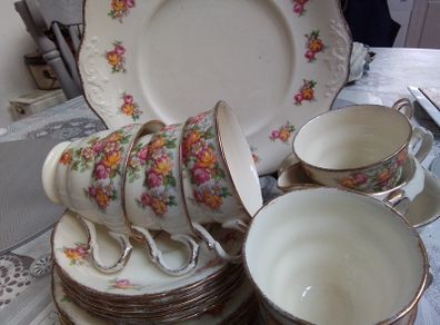 James Kent 21 Piece VTG China Teaset