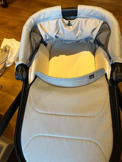 uppa baby vista 3 BASSINET