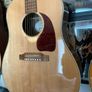 Gibson J45 Studio Image 4