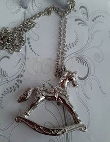 New chain and rocking horse pendant