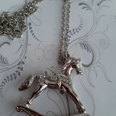 New chain and rocking horse pendant