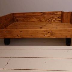 raised dog bed