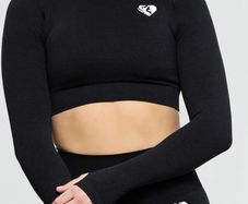 black womens best top