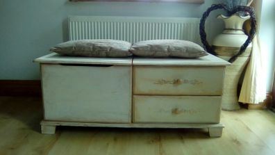 blanket box with drawers no pillows.