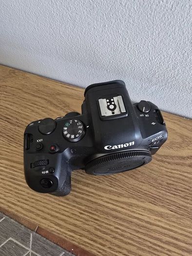 Canon EOS R6 Mirrorless Camera Body