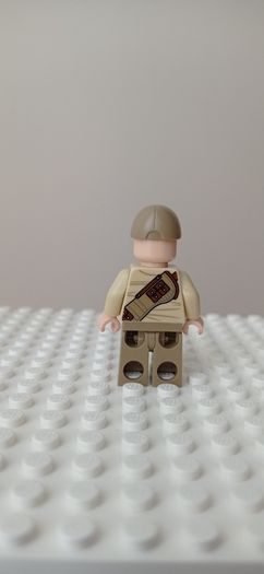 Lego Jurassic World minifigure
