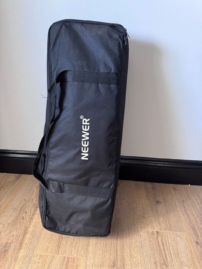 Neewer Softbox Photography Lighting Kit Complete with 2 Lights & Stands