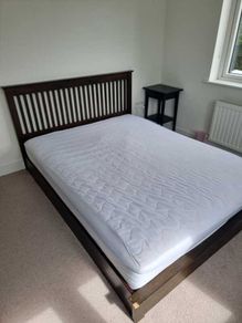 King size bed