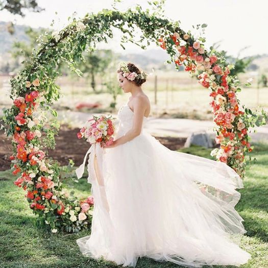 Large Iron Wedding Archway Props Backdrop Circle Balloon Arch for Ceremony Party Proposal Birthday Background Decoration 8.2ft