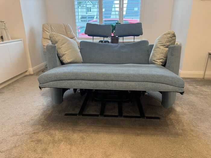 Recliner sofa