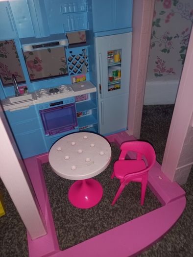 Barbie Dream House