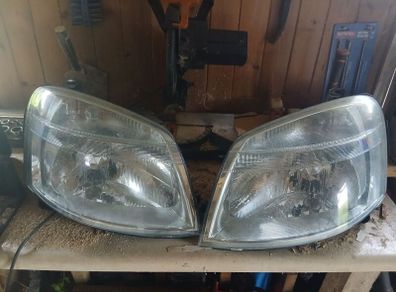 Citreon berlingo/ Peugeot partner Headlights