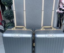 Travels Choice carry on suitcase Pair