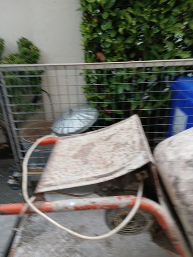 electric cement mixer