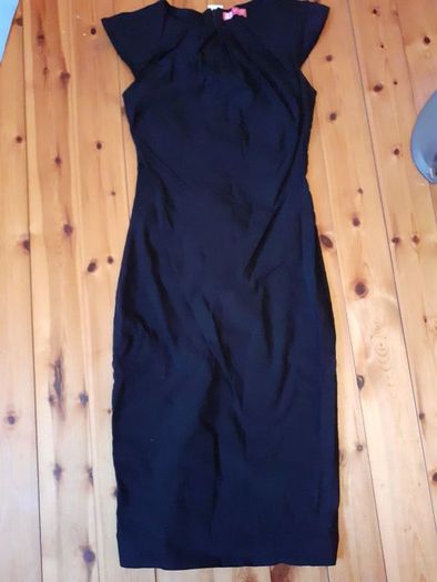 size 8 black dress