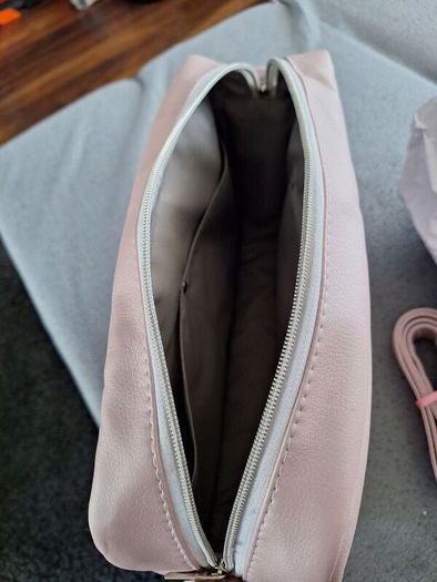 Women's handbags