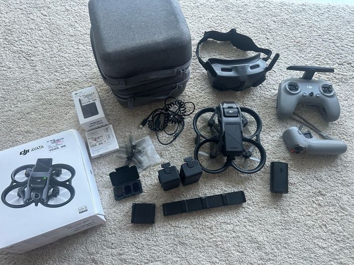 Drone DJI Avata Fly More Combo Integra Googles Like New