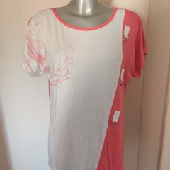Coral top size UK20 EU48 Postage included