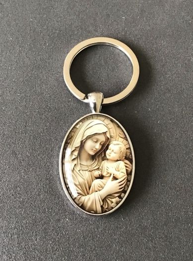 Religious Keyring Madonna and Child