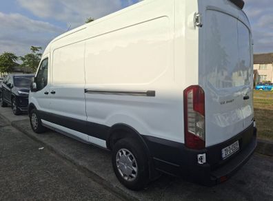 2021 Ford transit 350l trend line model