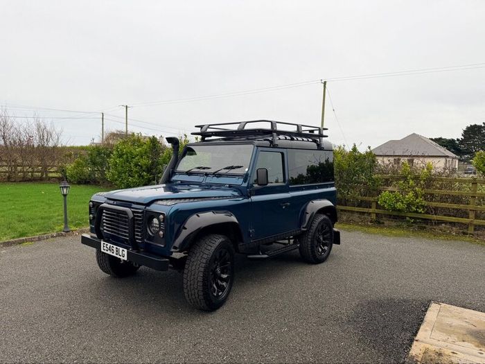 Land Rover Defender 1988