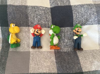 Super Mario figures